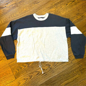 American Eagle crop sweatshirt